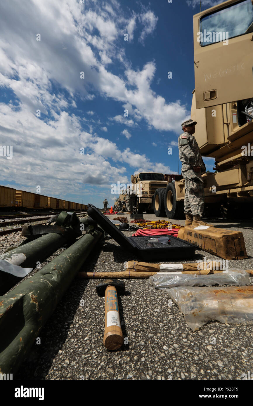 Nebraska Army National Guard Soldiers make final preparations at