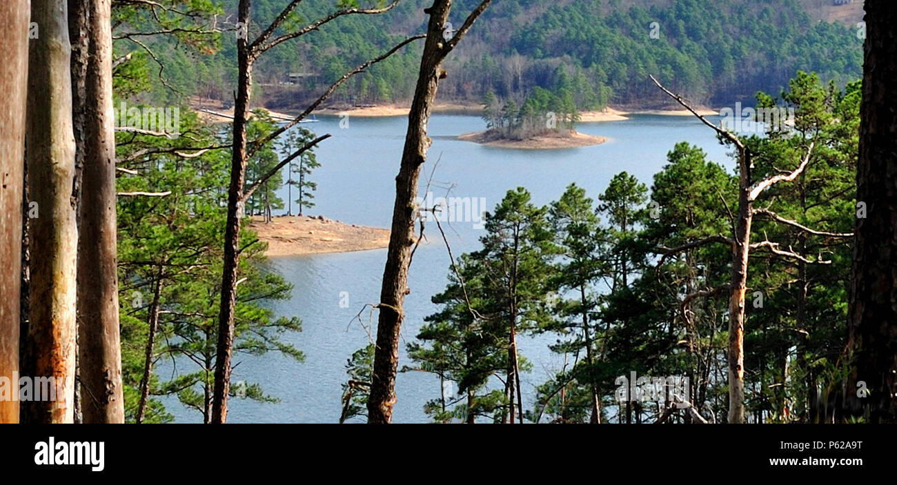Breathtaking beautiful scenic lake view of Lake Ouachita from hiking