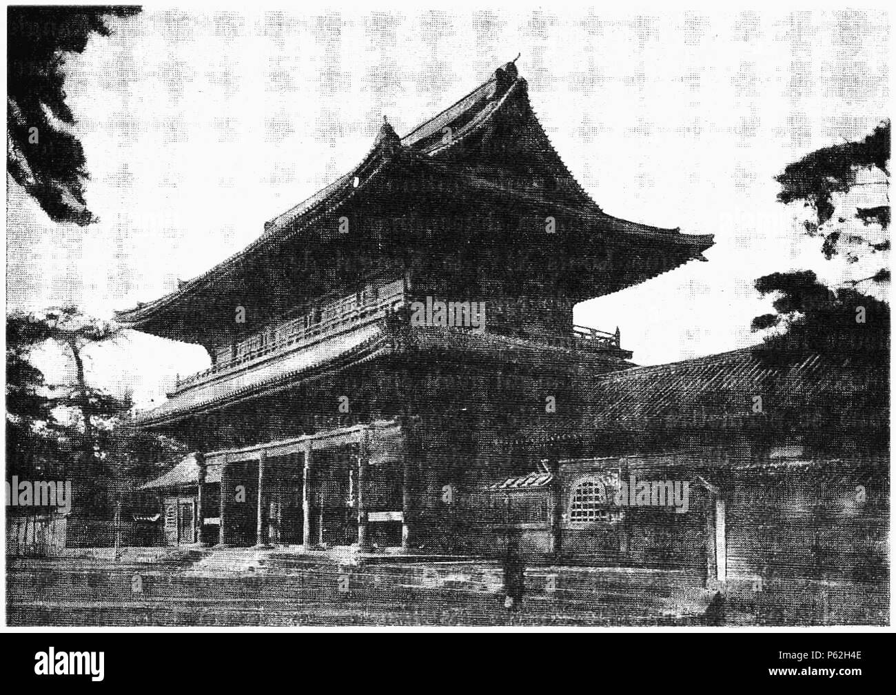 404 D561- japon,une porte de tokio - liv3-ch14 Stock Photo