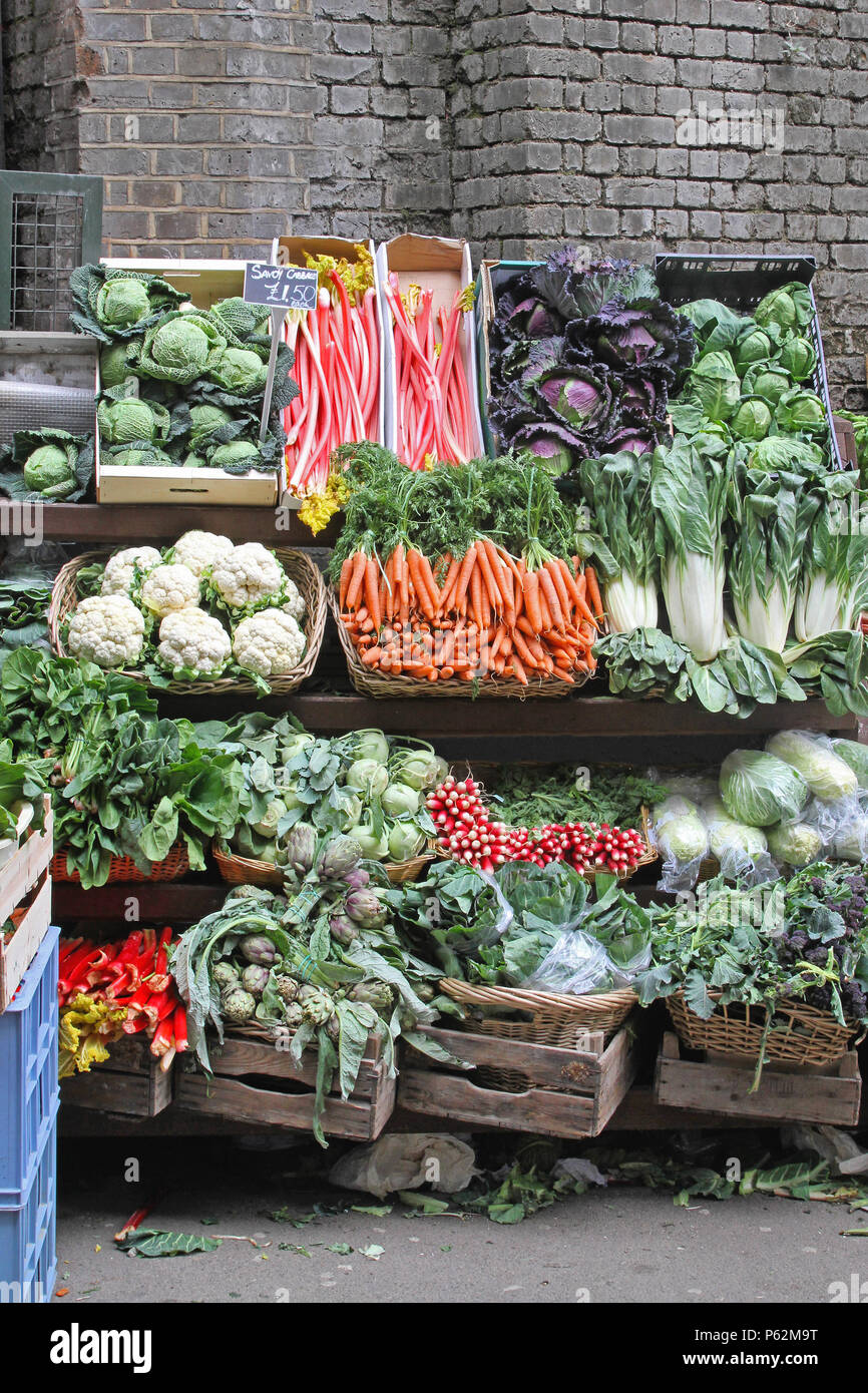 Market Stall With Varaity of Organic Vegetables Stock Photo - Alamy