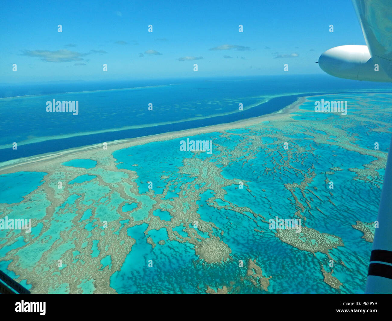 Aerial tropical view great barrier hi-res stock photography and images ...