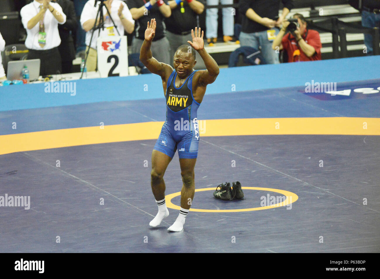 Two Time Olympian Sgt Spenser Mango Leaves His Shoes Behind On