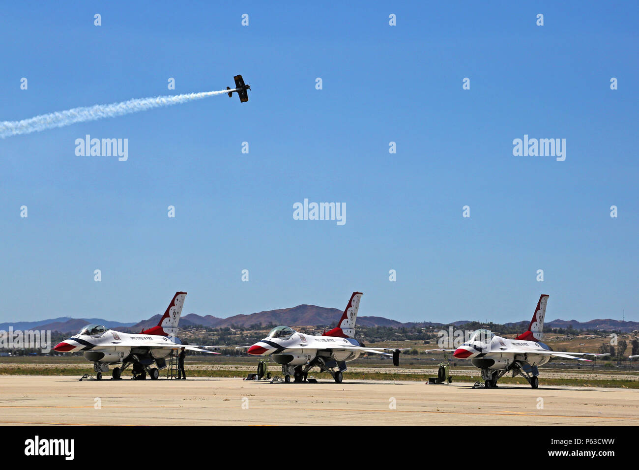 Muscle biplane hi-res stock photography and images - Alamy