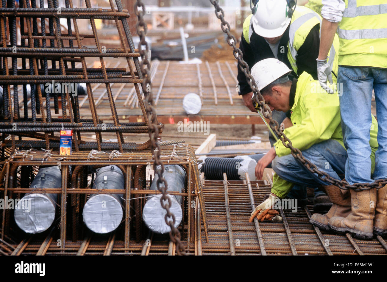 Adjusting reinforcement of the complex bridge pier top section cage, Upper forth crossing, Scotland, UK Stock Photo