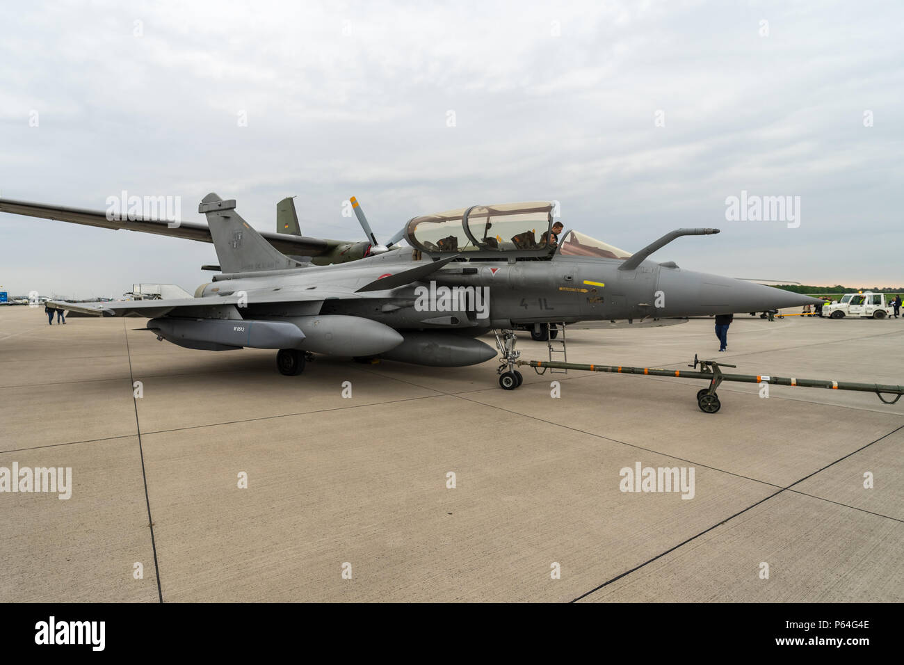 Rafale c fighter jet hi-res stock photography and images - Alamy
