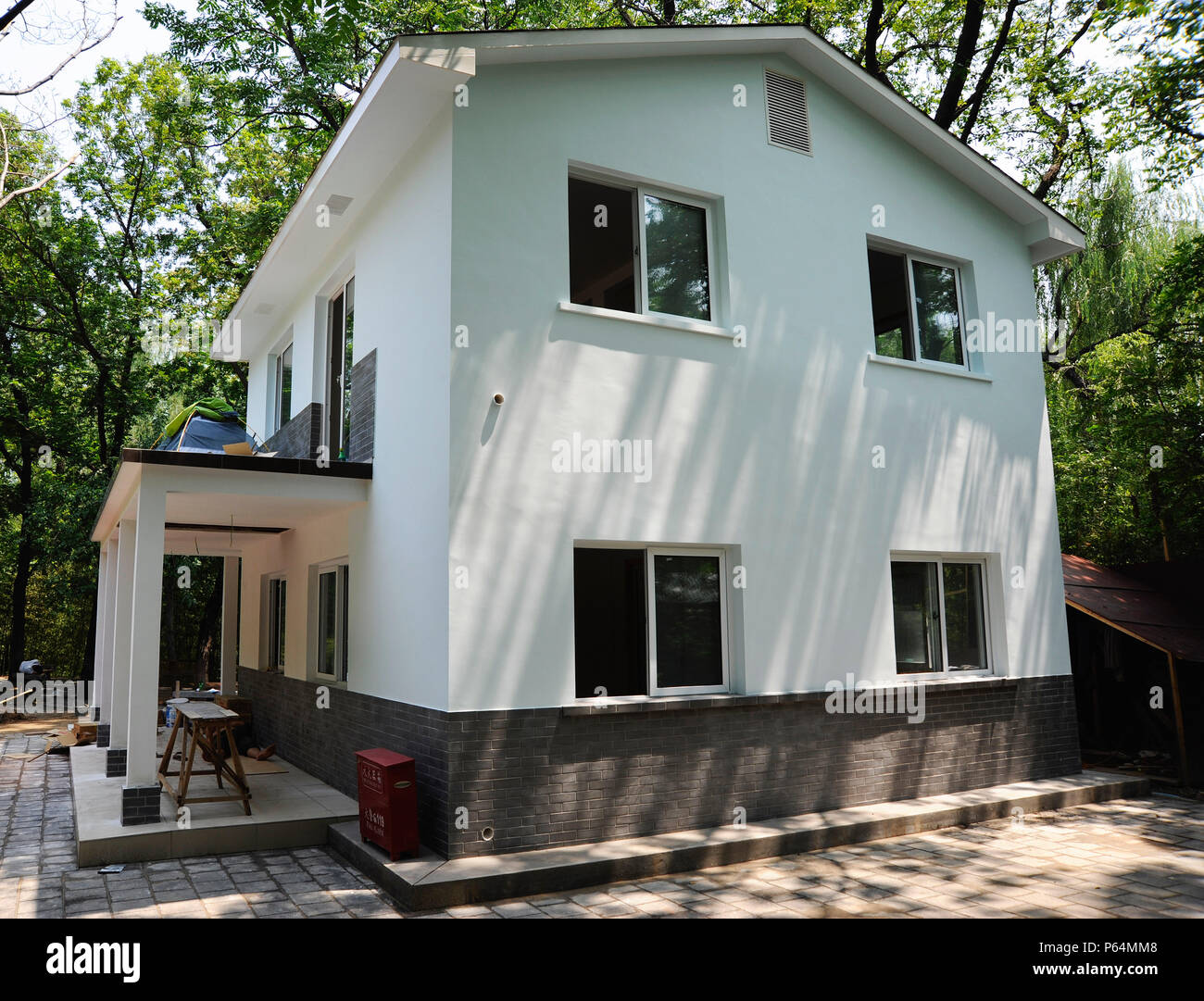 House Made With Modern Laminated Bamboo Beams Under Construction At The Black Bamboo Park Beijing China Stock Photo Alamy