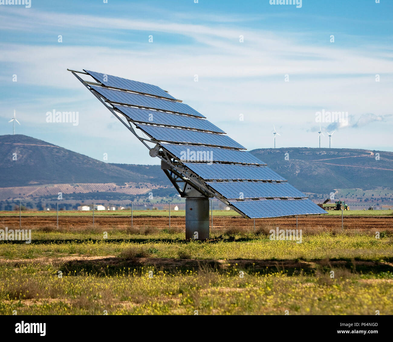Solar panel array park hi-res stock photography and images - Alamy