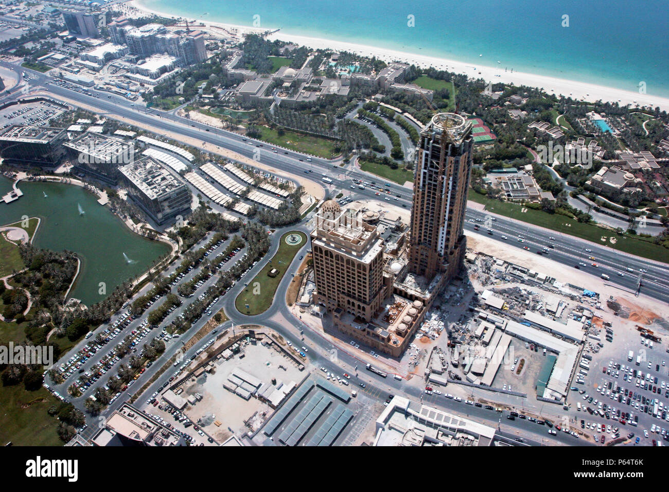 Al Sufouh towers 1 and 2 under construction, Dubai Media City, Dubai, UAE, July 2007 Stock Photo