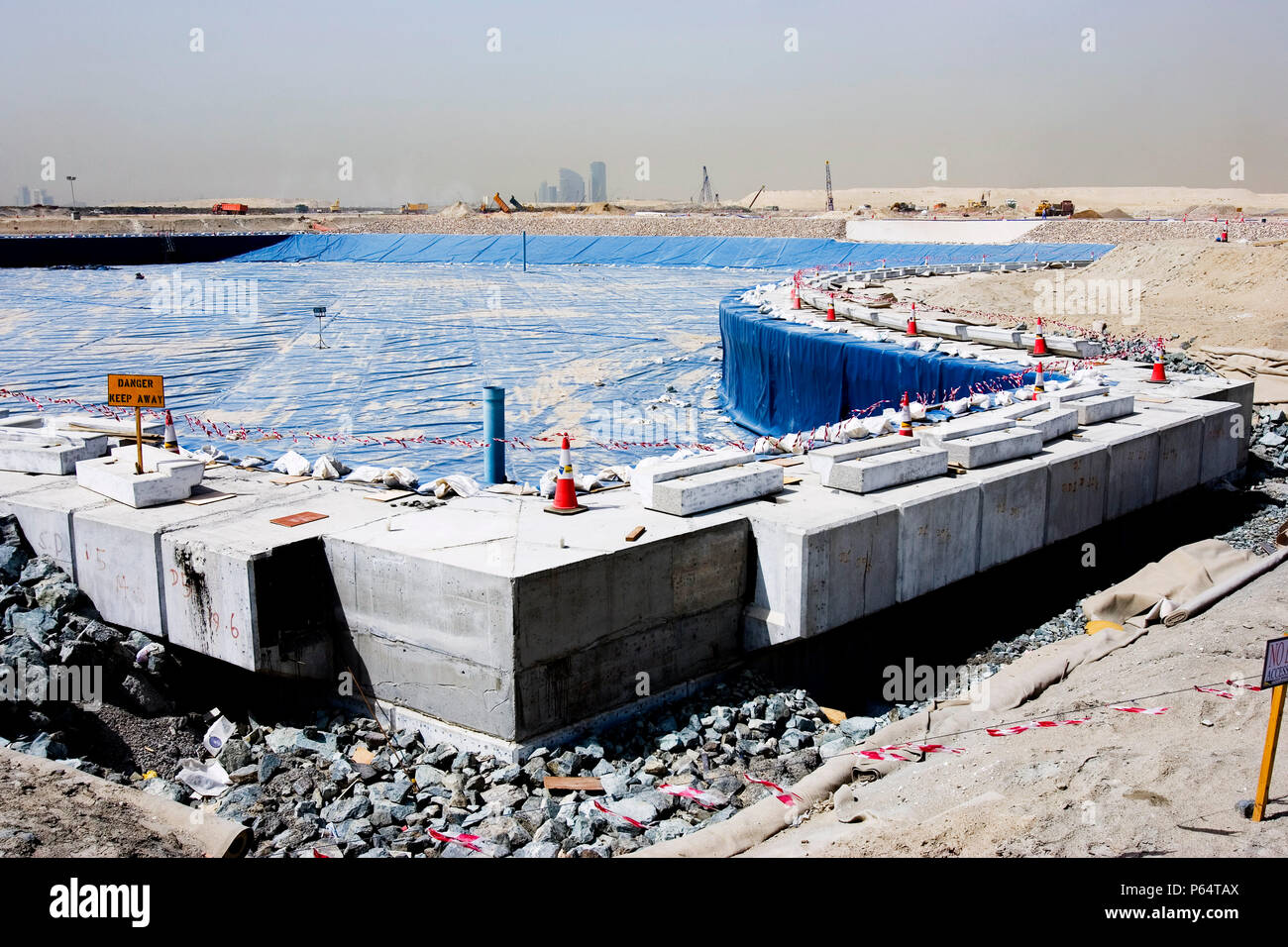 Construction Site, LAGOONS Dubai, United Arab Emirates, April 2007. Launched in April 2006, The Lagoons is a 21 million m2 waterfront project with an  Stock Photo