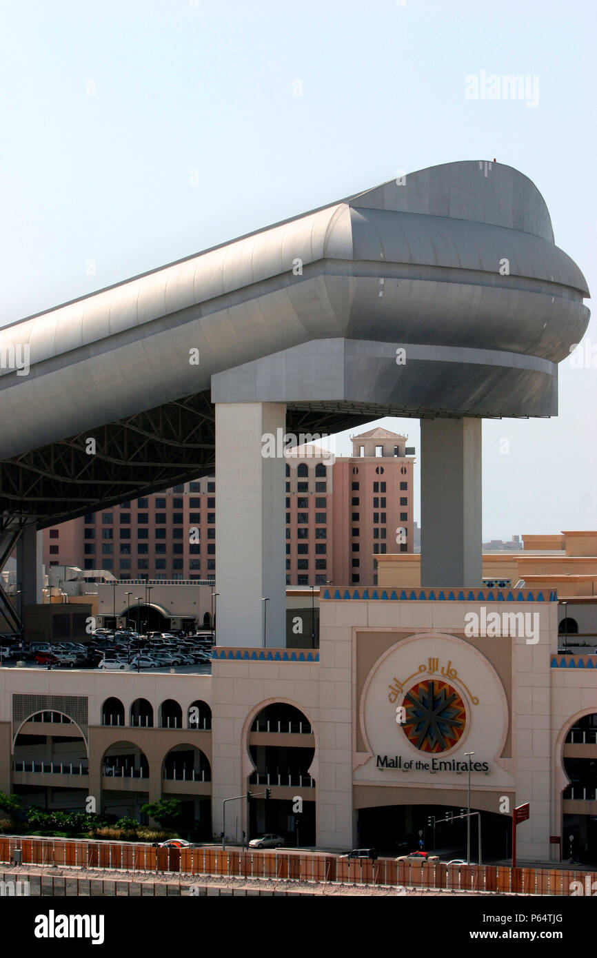 Ski Dubai, Mall of the Emirates, Dubai, United Arab Emirates, June 2007. Stock Photo