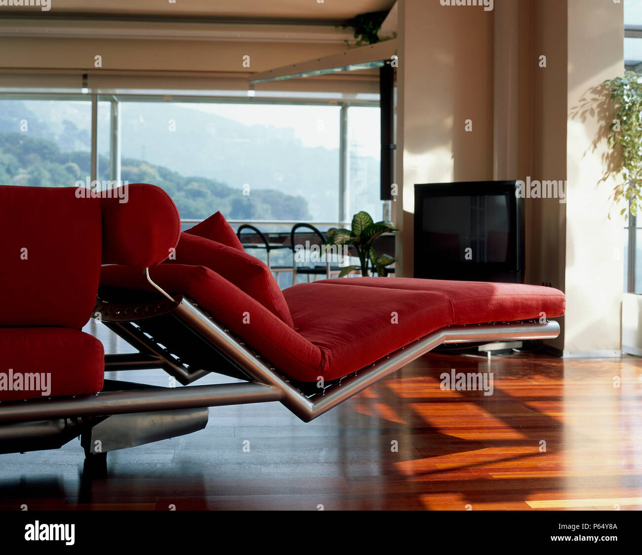 View Of A Comfortable Daybed In A Living Room Stock Photo