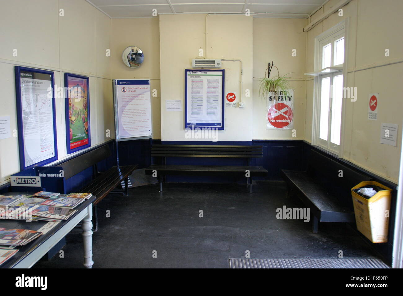 Waiting room at Berkswell station, Warwickshire. 2007 Stock Photo
