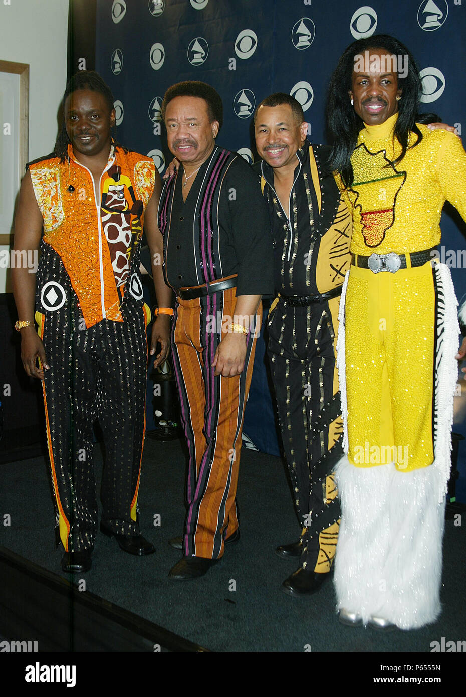 Earth, Wind & Fire backstage at the Grammy's Awards 2004 at the Stapple(00)