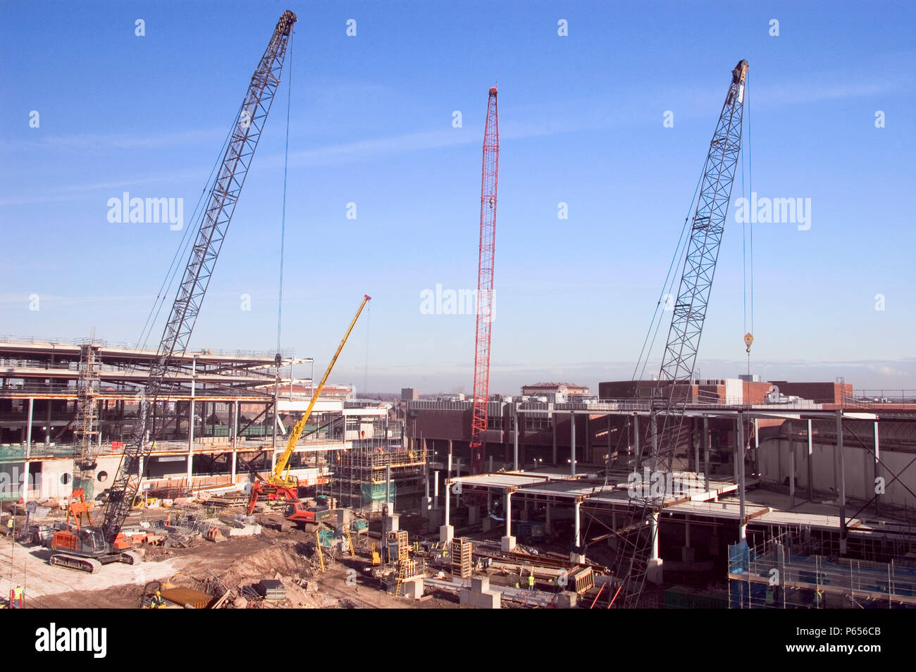 Golden square warrington shopping centre hires stock photography and