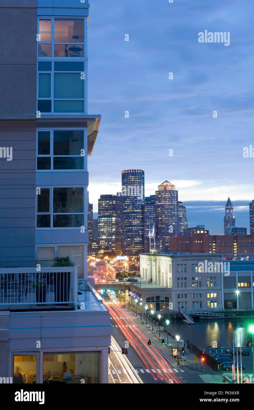 Portion of the Park Lane Seaport Apartments looking down Northern