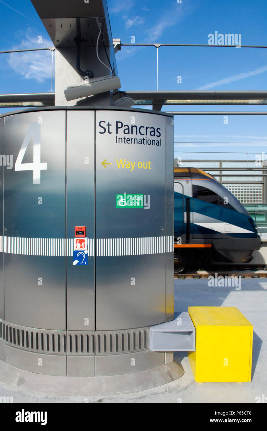 1st day of domestic train operation on the 'west' deck at St Pancras ...