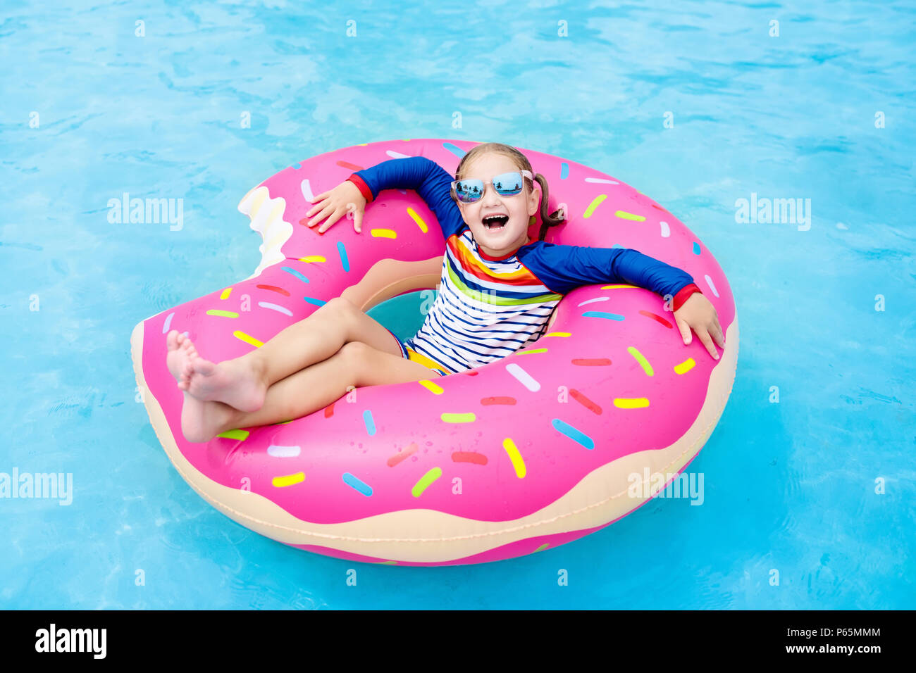 donut water float