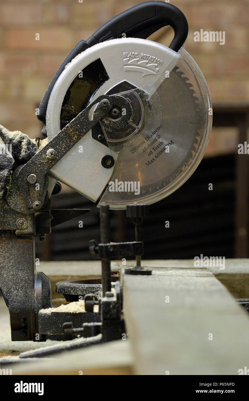 Plastic shield hires stock photography and images Alamy