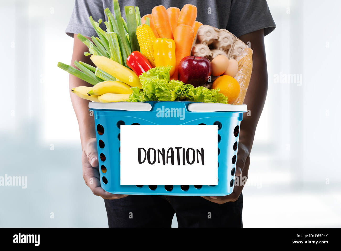 Donation of food hi-res stock photography and images - Alamy