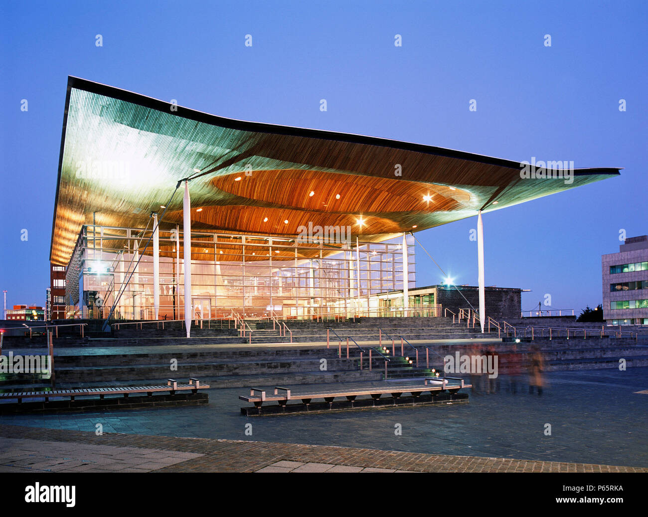 Welsh Assembly Government building, Wales, UK. The Assembly building in Cardiff Bay built with a holistic approach has received the Building Research  Stock Photo