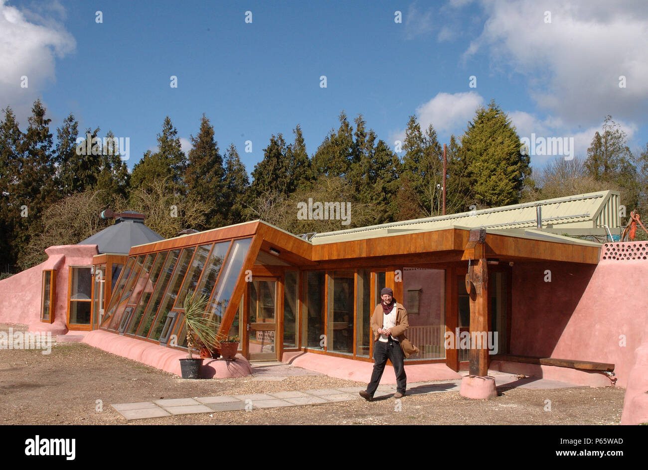 Earthship Brighton An Experimental Self Sufficient Low Carbon