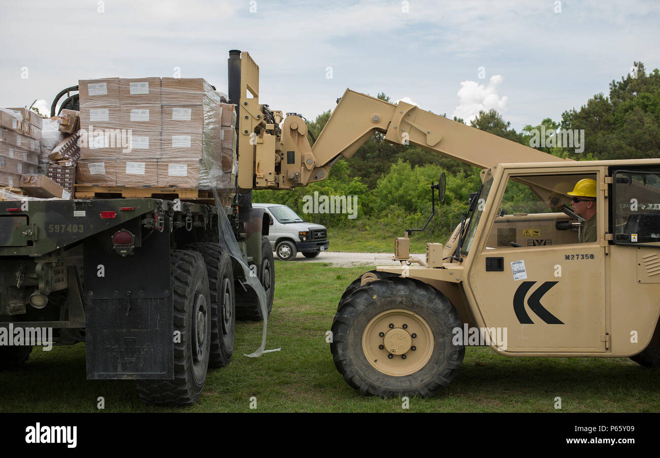 Light Capacity Rough Terrain Forklift High Resolution Stock Photography And Images Alamy