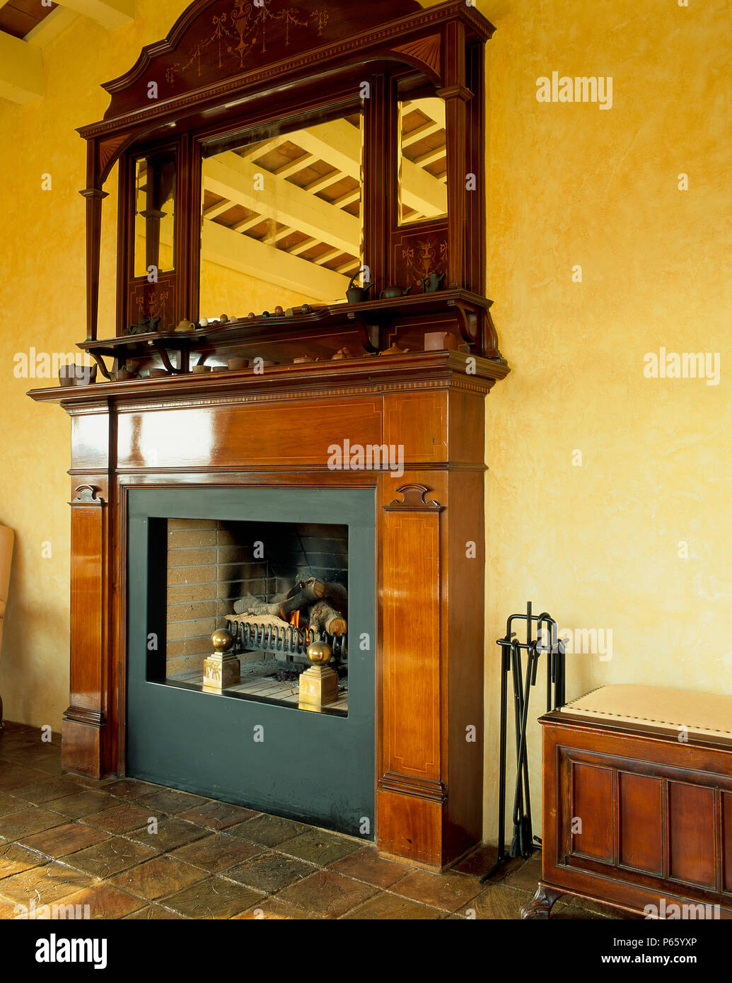 Spanish style fireplace hi-res stock photography and images - Alamy