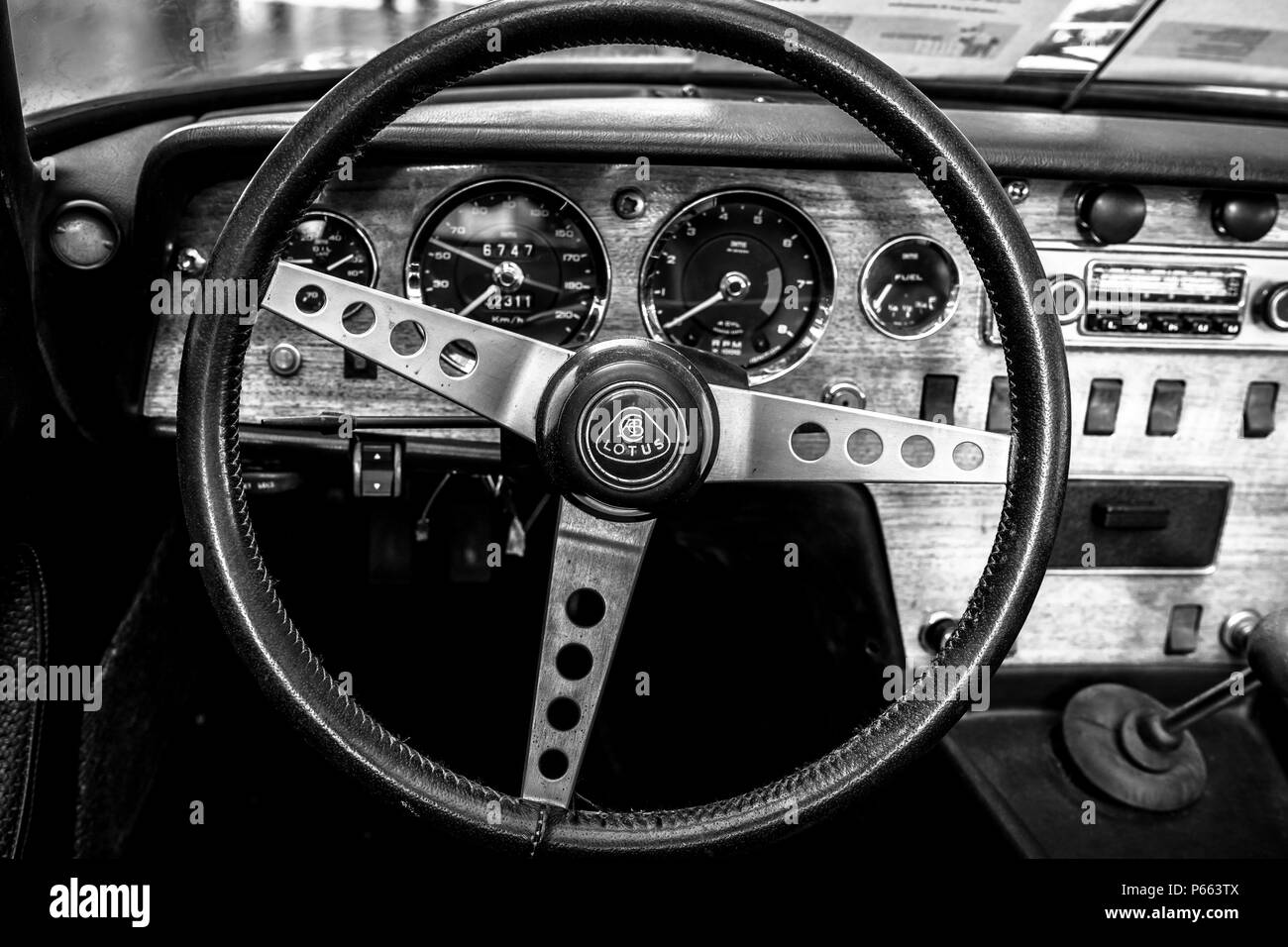 Lotus elan interior hi-res stock photography and images - Alamy