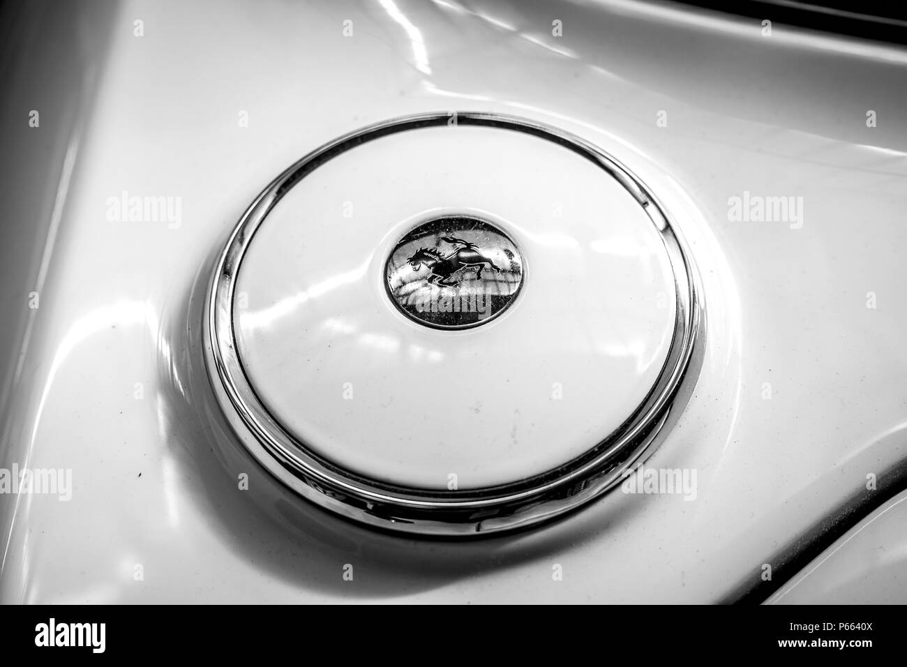 Fuel tank cap hi-res stock photography and images - Alamy