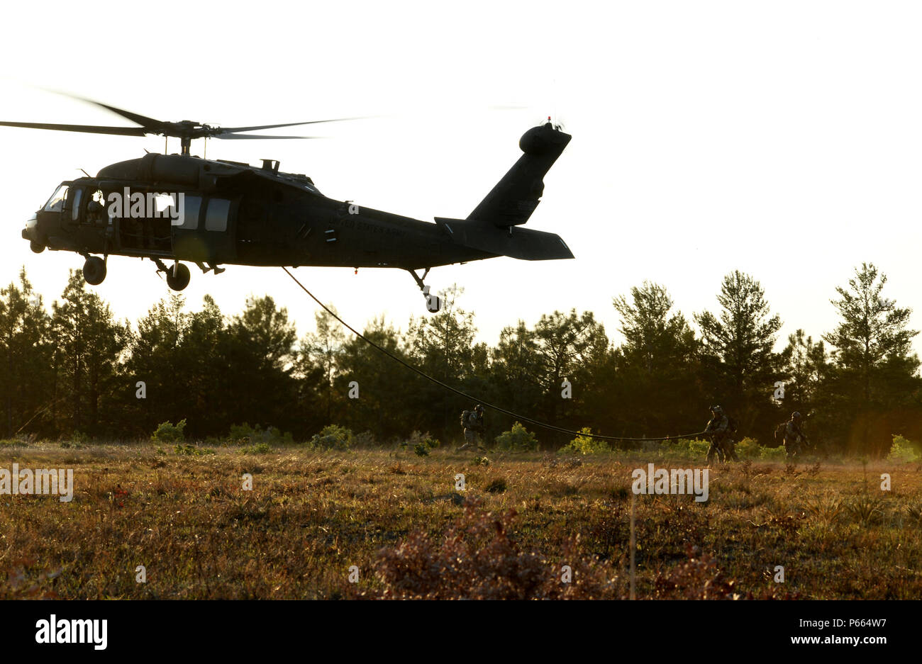 Special Tactics Airmen from the 24th Special Operations Wing conduct ...