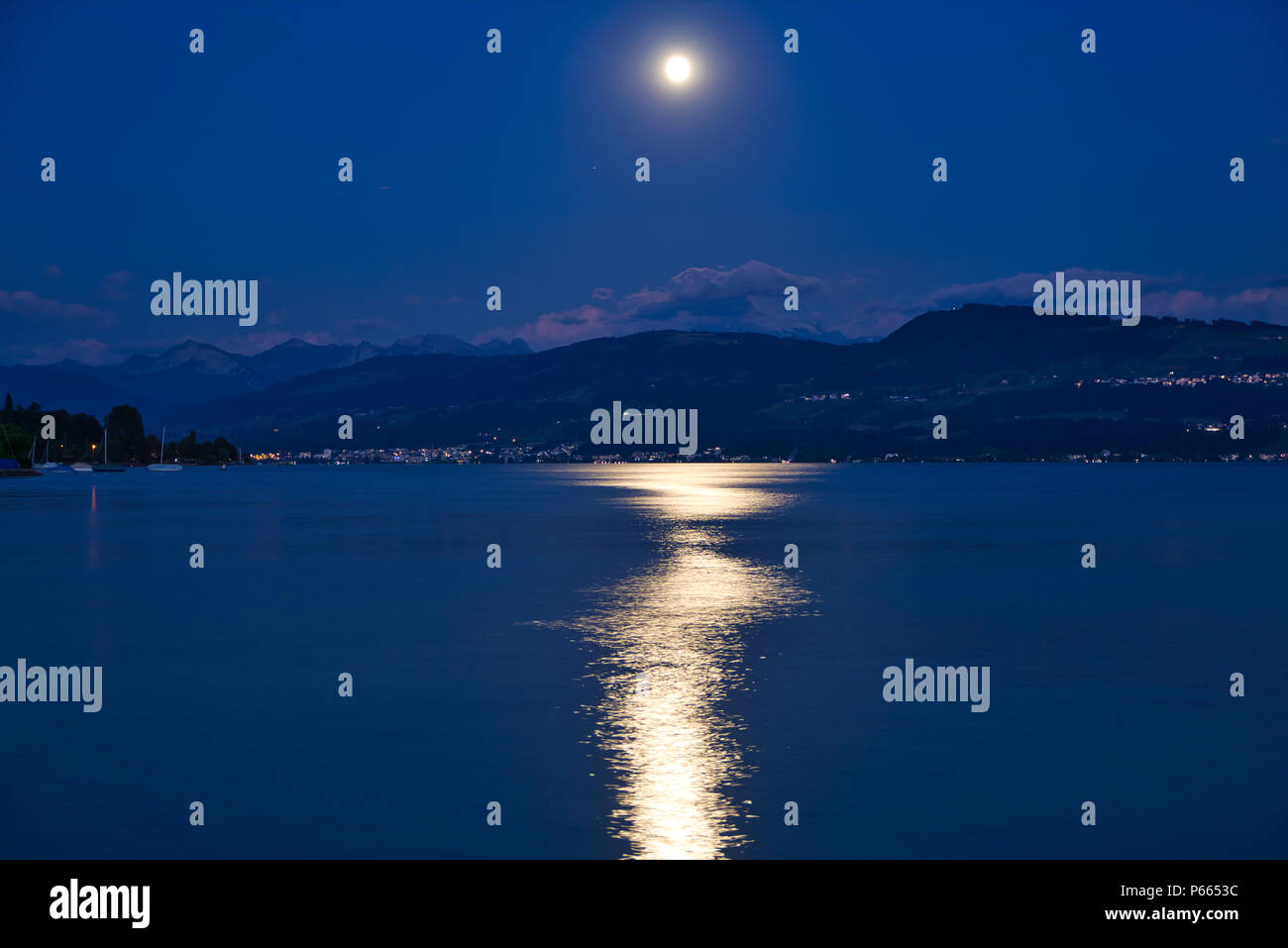 Moonlight Shadow Example Moon light shadow Stock Photo - Alamy