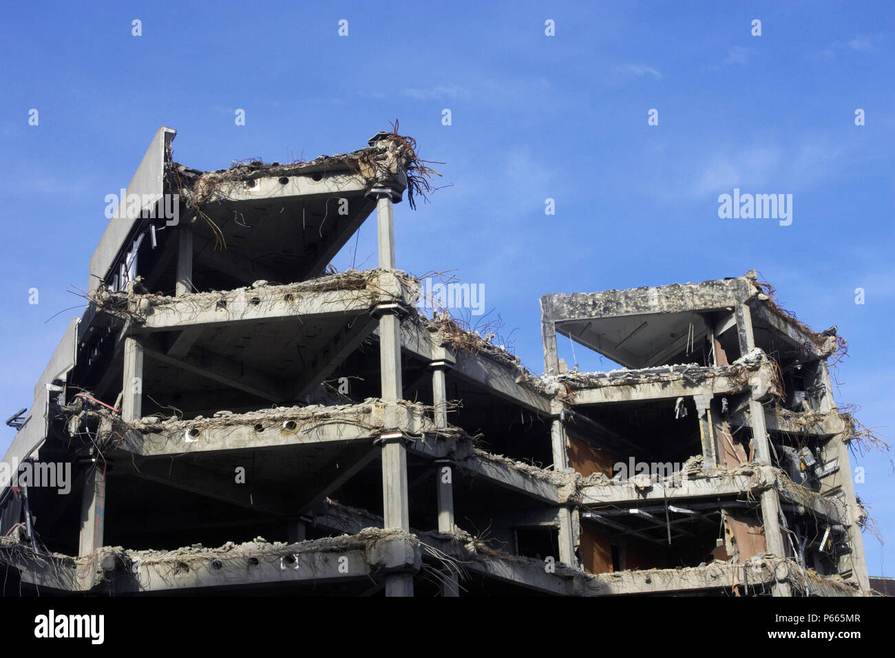 Demolition of the officially known as Greater London Council Overflow Building, Number 1 Westminster. This building was once connected to City Hall by Stock Photo