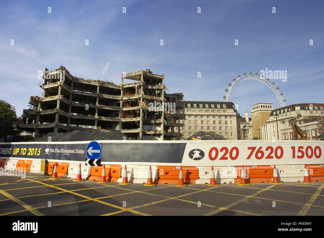 Demolition of the officially known as Greater London Council Overflow Building, Number 1 Westminster. This building was once connected to City Hall by Stock Photo
