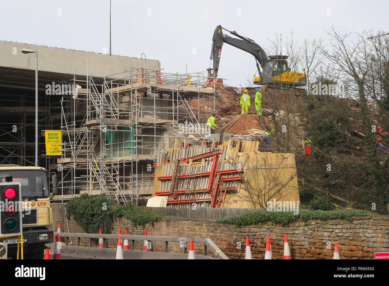 Bridge widening during M1 widening project between junctions 25 and 28 ...