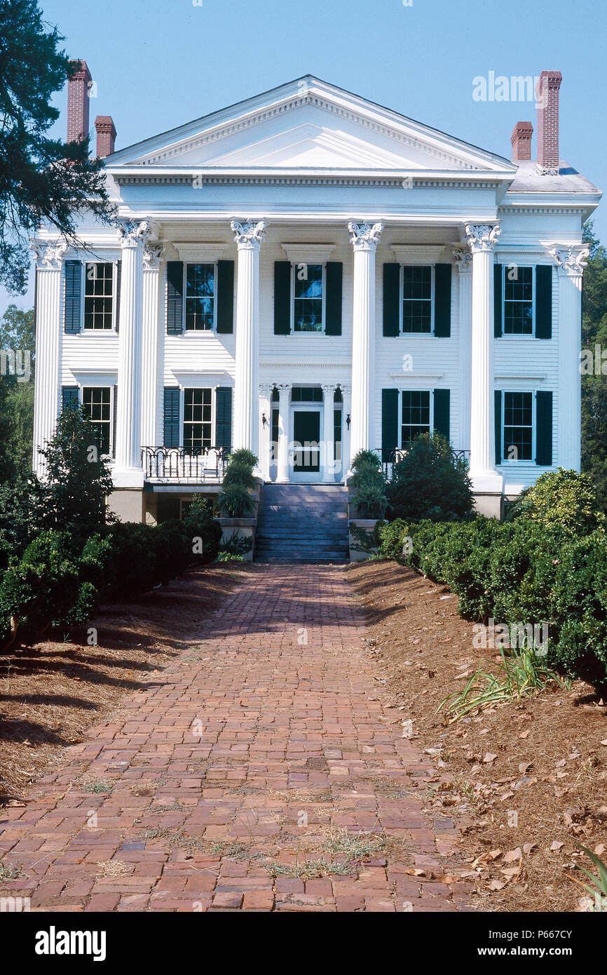 Pre war housing hires stock photography and images Alamy