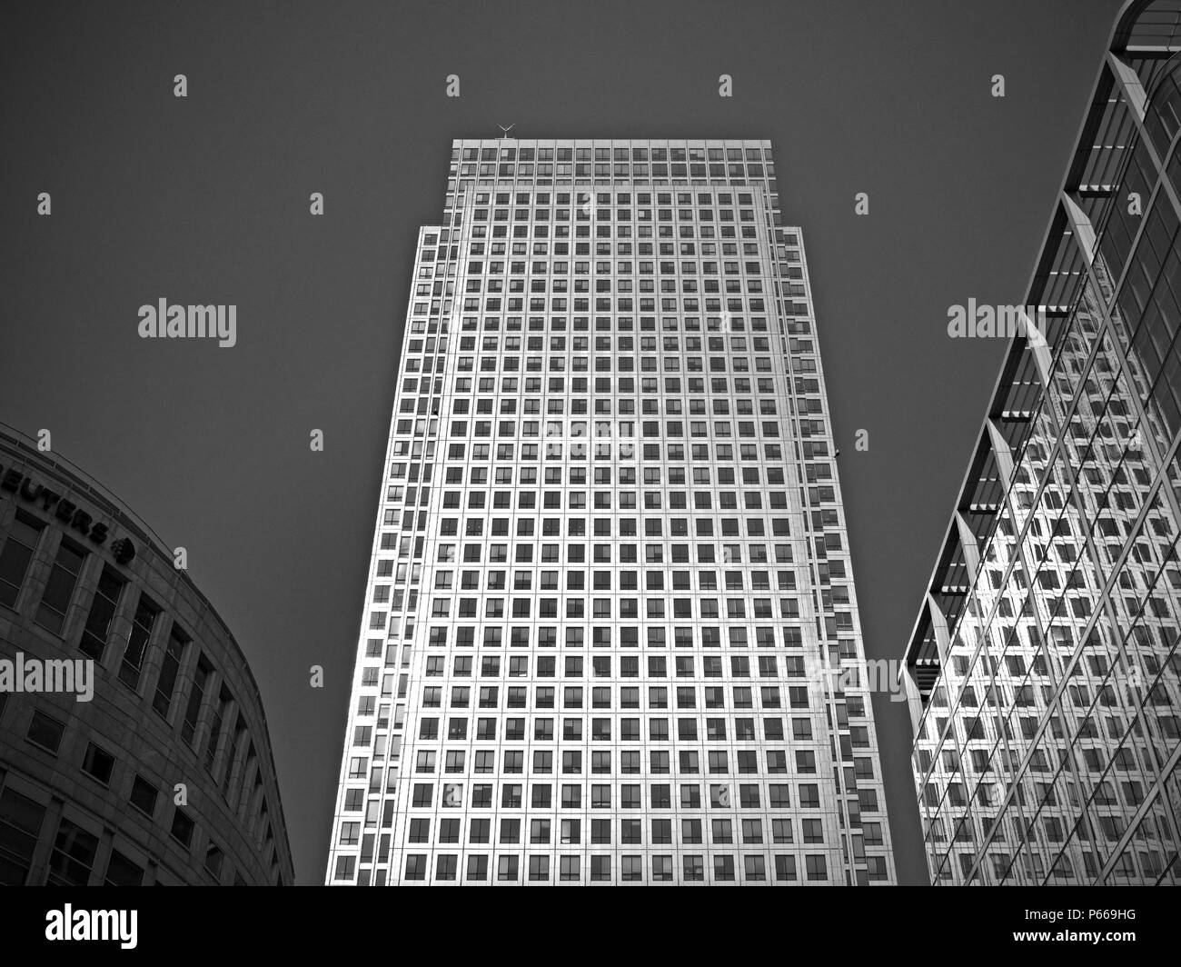 Low angle view of skyscraper in Canary Wharf, London, UK Stock Photo ...