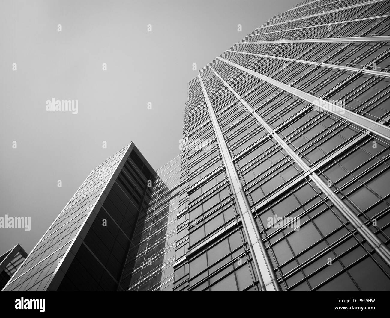 Low angle view of skyscraper in Canary Wharf, London, UK Stock Photo ...