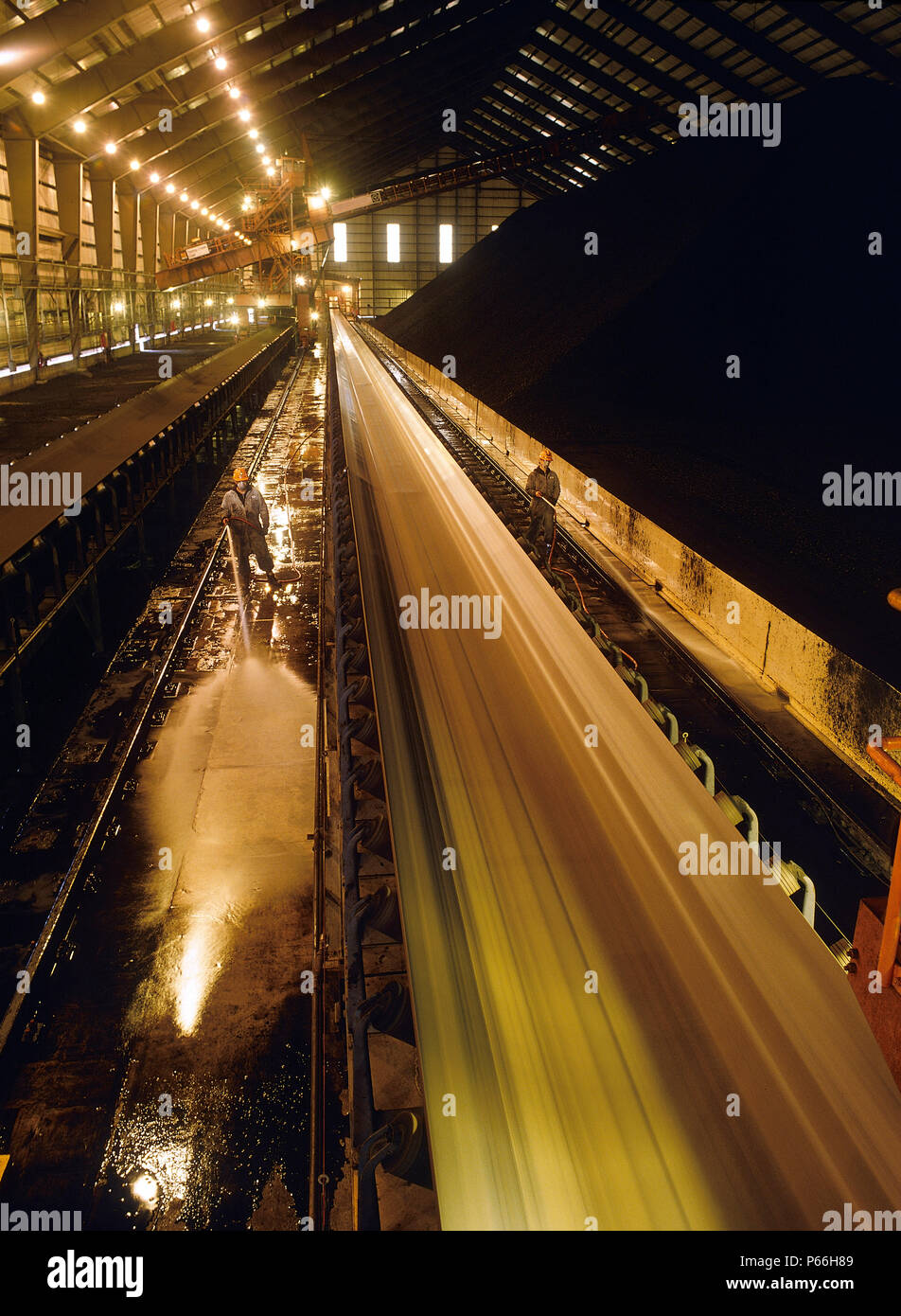 Coal mine conveyor. Powder River basin, Montana, Wyoming, USA Stock