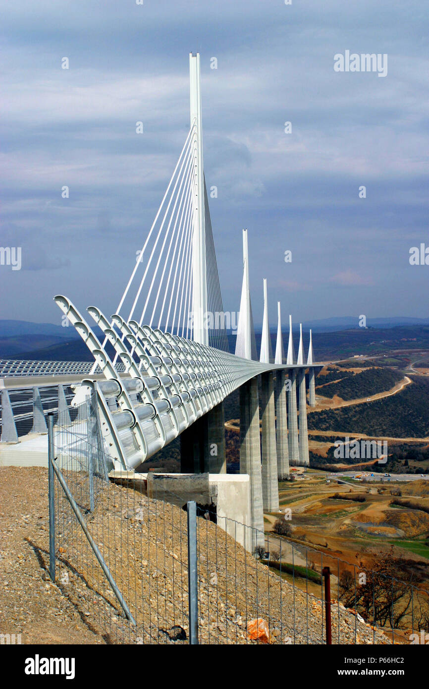 The 2.5 km Millau Viaduct, France, is the highest bridge in the world. Each of its sections spans 350 meters and its columns range in height from 75 m Stock Photo