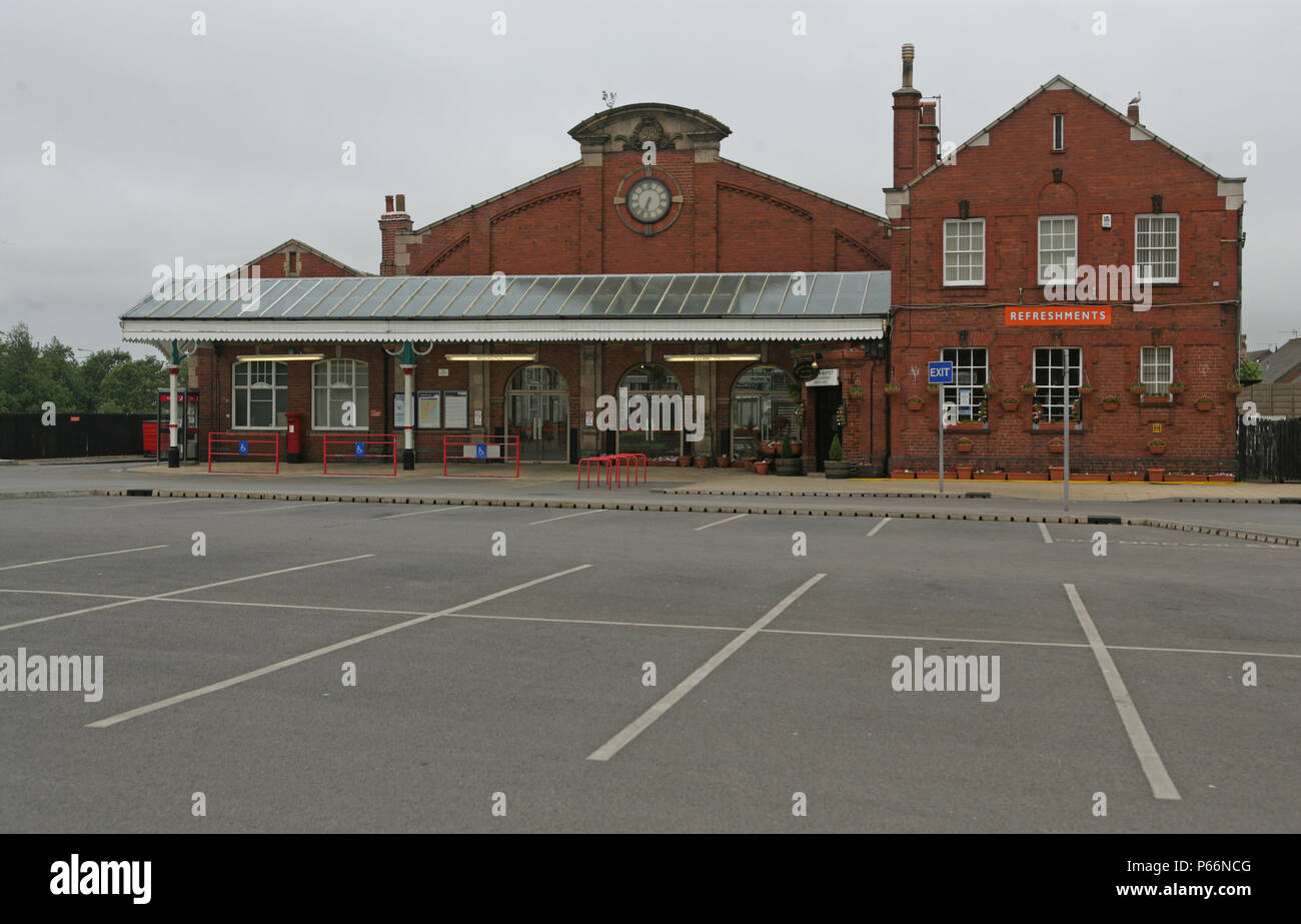 Front view of the main station suilding at Bridlington, Yorkshire. 2007 Stock Photo