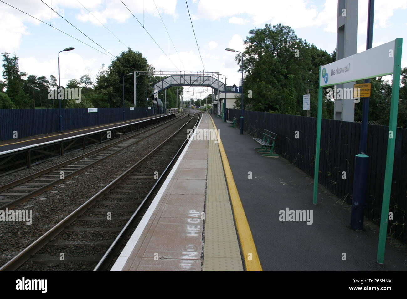General platform view of Berkswell station, Warwickshire. 2007 Stock Photo