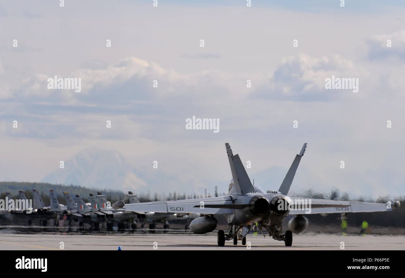 354th fighter squadron 354 fs hi-res stock photography and images - Alamy