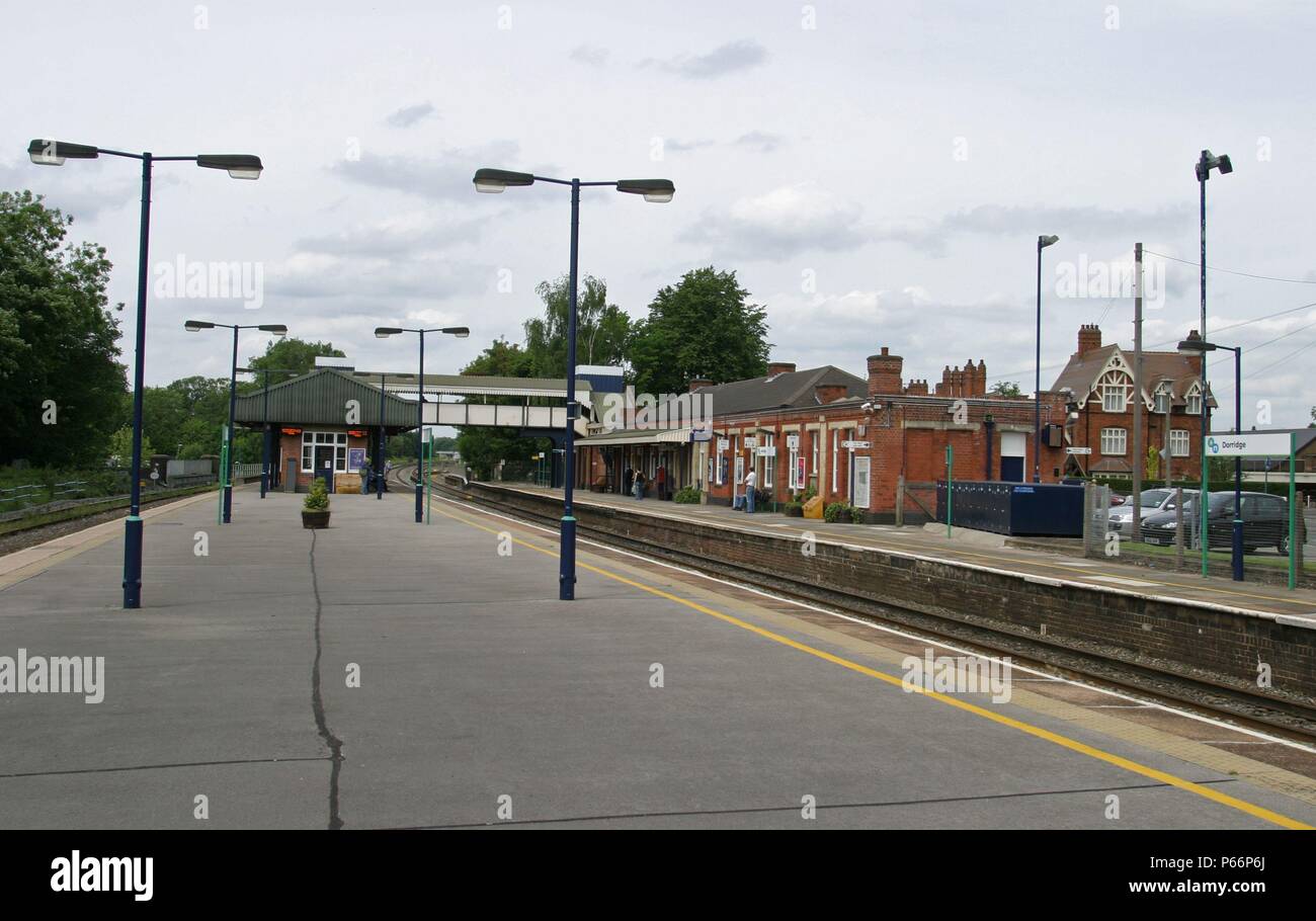 General view of the platform and lighting at Dorridge station, West Midlands. 2007 Stock Photo