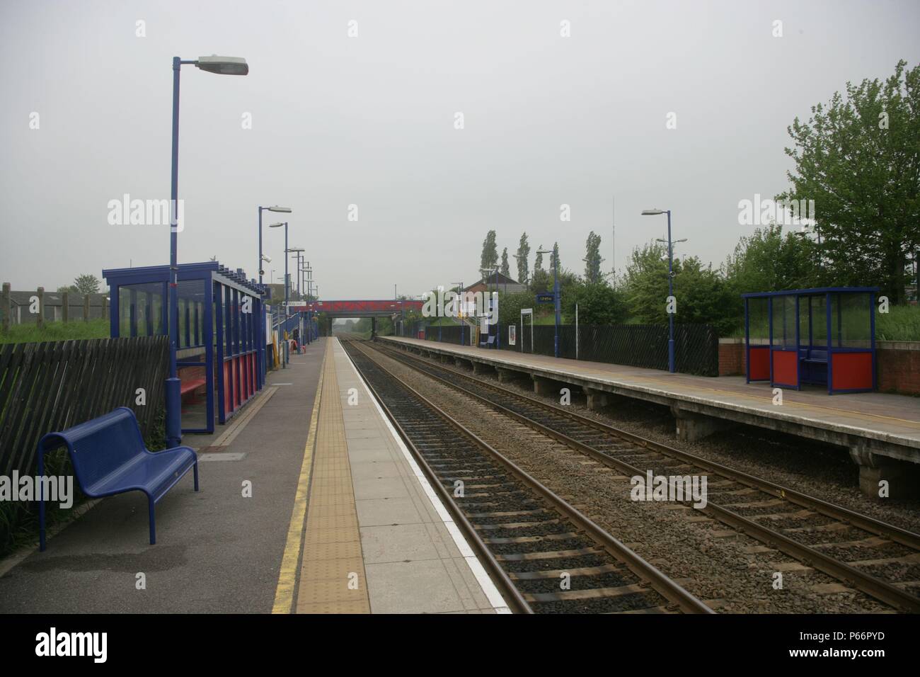 Haddenham and thame parkway hires stock photography and images Alamy