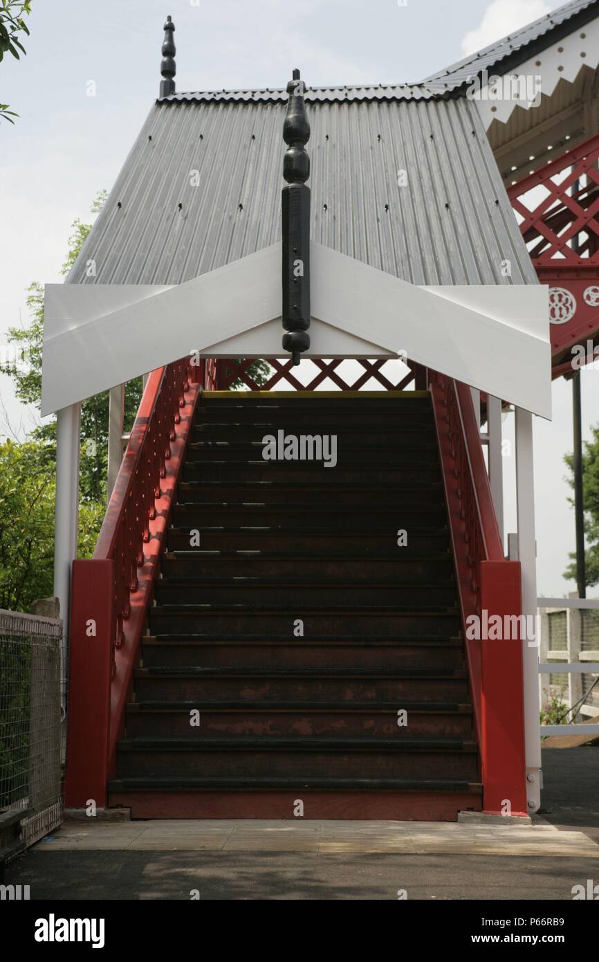 Newly refurbished footbridge at Codsall station, Staffordshire. 2007 Stock Photo