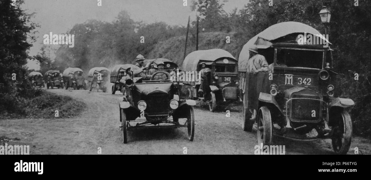 French mechanised division on the road in northern France during World war one 1914 Stock Photo