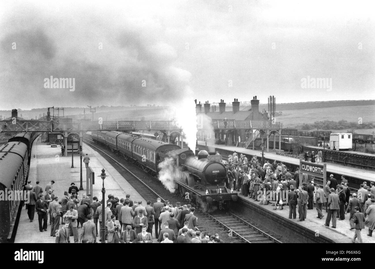 A railtour passenger service headed by locomotive number 62360 at Cudworth station.        One of H.B.P's most memorable Railtours took place on the 2 Stock Photo
