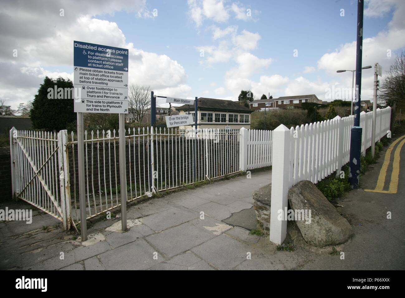 Disabled access to the station at Liskeard, Cornwall, with signage. 2006 Stock Photo