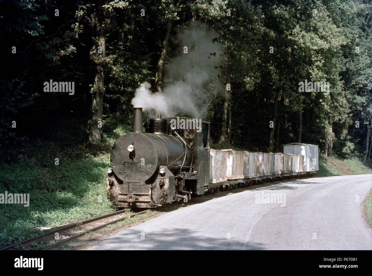 The charming 600mm gauge Fireless which worked for Kamig A.G at Schwertberg. The engine carried prepared clay from the connection with Austrian Federa Stock Photo