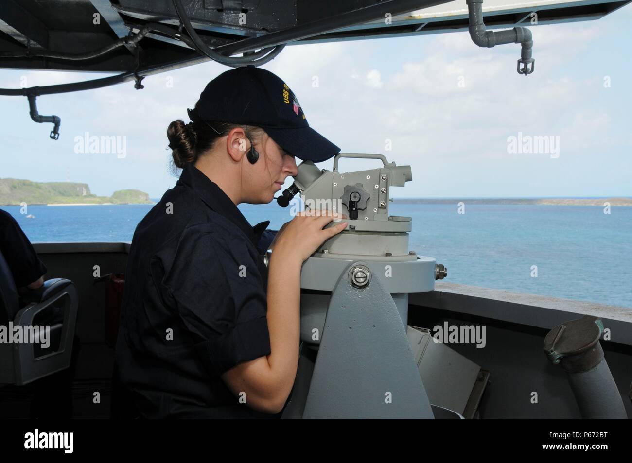 PACIFIC OCEAN (May 12, 2016) Boatswain's Mate Seaman Samantha Moyer